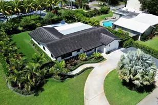 910 SW 21st St, Boca Raton, FL 33486 - Photo 1