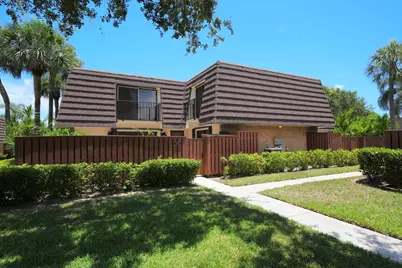 1008 10th Court, Jupiter, FL 33477 - Photo 1