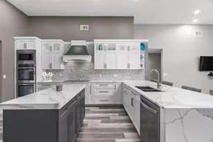 19916 Dinner Key Dr, Boca Raton, FL 33498 - Photo 1