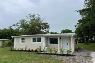 8658 SE Anthion Wy, Hobe Sound, FL 33455 - Photo 1