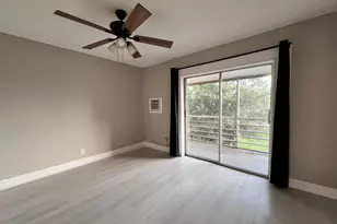 55 Kingswood C, West Palm Beach, FL 33417 - Photo 1