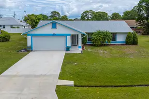 2719 SE Helms Ave, Port Saint Lucie, FL 34952 - Photo 1