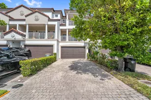 3871 NE 22nd Way, Lighthouse Point, FL 33064 - Photo 1