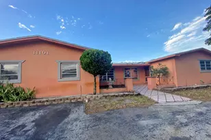 11101 NW 19th St, Pembroke Pines, FL 33026 - Photo 1