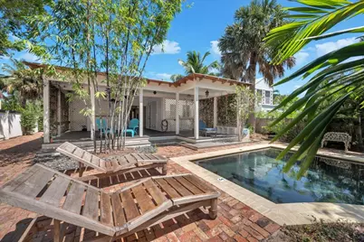 320 Monroe Drive, West Palm Beach, FL 33405 - Photo 1