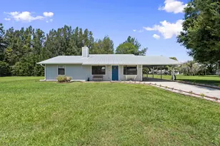 3201 Linda Vista Ave, Fort Pierce, FL 34982 - Photo 1