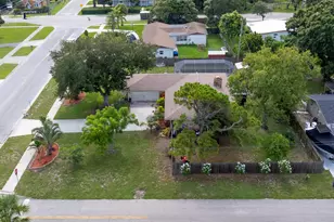 903 Grandview Blvd, Fort Pierce, FL 34982 - Photo 1