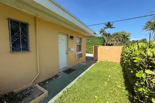 3300 Broadway Ave Unit, West Palm Beach, FL 33407 - Photo 1