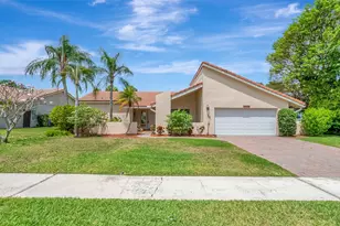 21065 Escondido Way, Boca Raton, FL 33433 - Photo 1