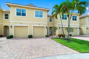 676 SW Glen Crest Way, Stuart, FL 34997 - Photo 1