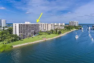 356 Golfview Rd, North Palm Beach, FL 33408 - Photo 1