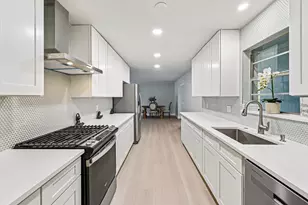 5852 SE Wesley Ave, Stuart, FL 34997 - Photo 1