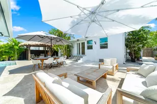 425 32nd St, West Palm Beach, FL 33407 - Photo 1