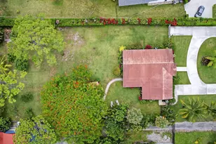 6591 Patricia Dr, West Palm Beach, FL 33413 - Photo 1