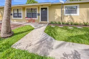 241 NE 40th Ct, Oakland Park, FL 33334 - Photo 1