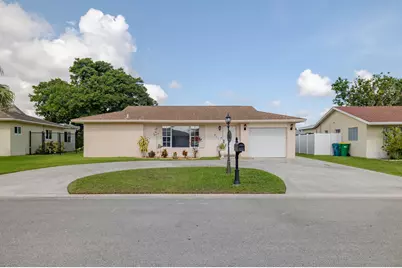 8111 NW 94th Avenue, Tamarac, FL 33321 - Photo 1