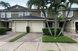 2758 SE Birmingham Dr, Stuart, FL 34997 - Photo 1