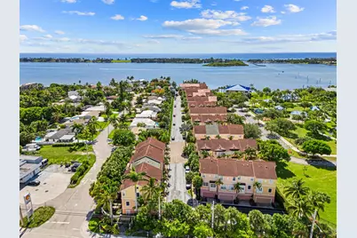 105 Harbors Way, Boynton Beach, FL 33435 - Photo 1