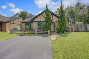 9213 NW 49th Pl, Sunrise, FL 33351 - Photo 1