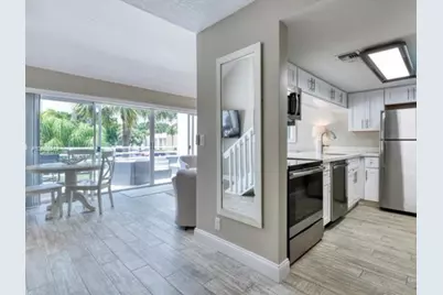 1605 S US Highway 1, Unit #M2-202, Jupiter, FL 33477 - Photo 1