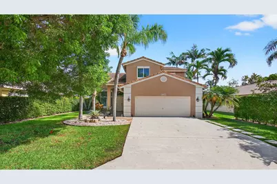 4551 NW 7th Street, Deerfield Beach, FL 33442 - Photo 1