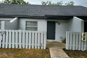 2012 S 10th St, Fort Pierce, FL 34950 - Photo 1