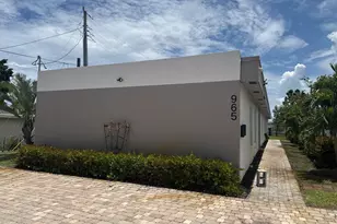 965 Silver Beach Rd, Riviera Beach, FL 33403 - Photo 1