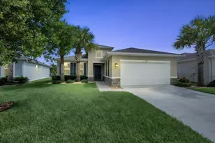 3526 Carriage Pointe Cir, Fort Pierce, FL 34981 - Photo 1