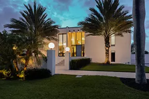 2549 SE 9th St, Pompano Beach, FL 33062 - Photo 1
