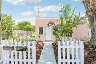 711 4th Ave S, Lake Worth, FL 33460 - Photo 1
