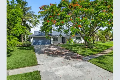 13948 S Ishnala Circle, Wellington, FL 33414 - Photo 1