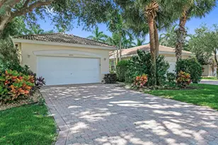 9795 Crescent View Dr S, Boynton Beach, FL 33437 - Photo 1