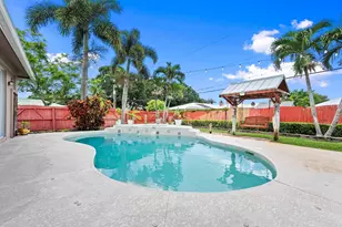 762 SE Elwood Ave, Port Saint Lucie, FL 34983 - Photo 1