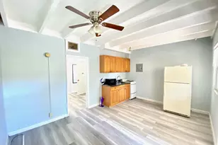 527 48th St, West Palm Beach, FL 33407 - Photo 1