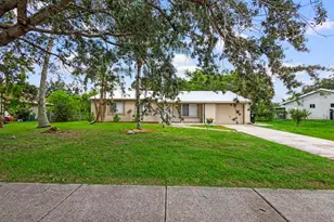 766 SW Belmont Cir, Port Saint Lucie, FL 34953 - Photo 1