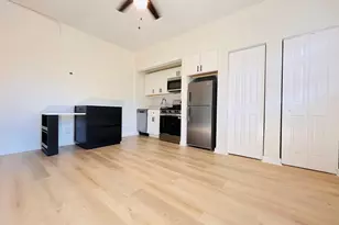 623 Park Pl, West Palm Beach, FL 33401 - Photo 1