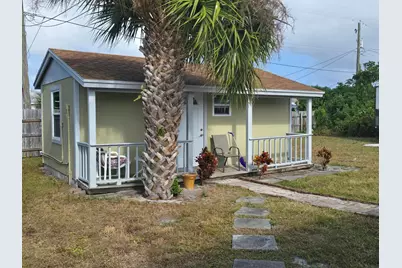 513 Greynolds Circle #Cottage, Lantana, FL 33462 - Photo 1