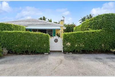127 Macfarlane Drive, Delray Beach, FL 33483 - Photo 1