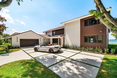 2504 Embassy Drive, West Palm Beach, FL 33401 - Photo 1