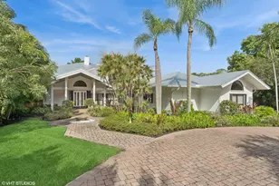 20 Riverview Dr, Sewalls Point, FL 34996 - Photo 1