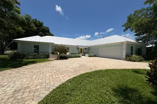28 SE Turtle Creek Dr, Jupiter, FL 33469 - Photo 1