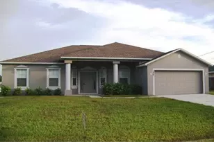 256 SW Essex Dr, Port Saint Lucie, FL 34984 - Photo 1