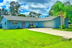 318 SE Bayview Terrace, Port Saint Lucie, FL 34983 - Photo 1