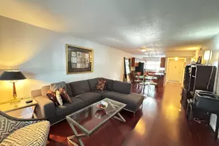 621 E Woolbright Rd, Boynton Beach, FL 33435 - Photo 1