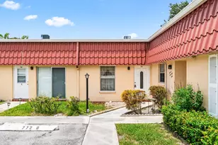 769 Nantucket Cir, Lake Worth, FL 33467 - Photo 1