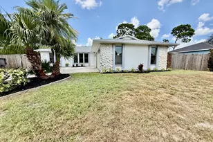 118 NW Carmelite St, Port Saint Lucie, FL 34983 - Photo 1