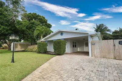 555 20th Street, Vero Beach, FL 32960 - Photo 1