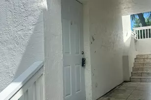 652 Hernando St, Fort Pierce, FL 34949 - Photo 1