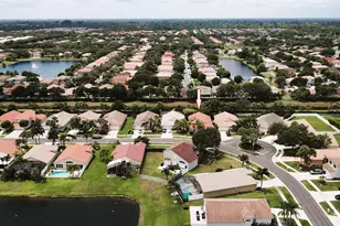 5189 Prairie Dunes Village Cir, Lake Worth, FL 33463 - Photo 1