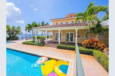 1040 Lake Shore 104 Drive, Unit #104, Lake Park, FL 33403 - Photo 1